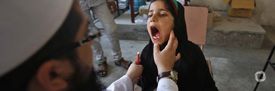 UNICEF reaches almost half of the world’s children with life-saving vaccines UNICEF reaches almost half of the world’s children with life-saving vaccines