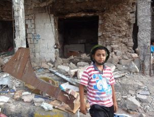 xundp-cpr-ye-rubble-child-2015.jpg.pagespeed.ic.UZ_i4tZ4j2