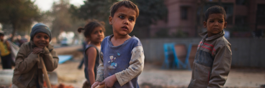 As threat of famine looms, UN urges Saudi-led coalition to fully lift blockade of Red Sea ports As threat of famine looms, UN urges Saudi-led coalition to fully lift blockade of Red Sea ports