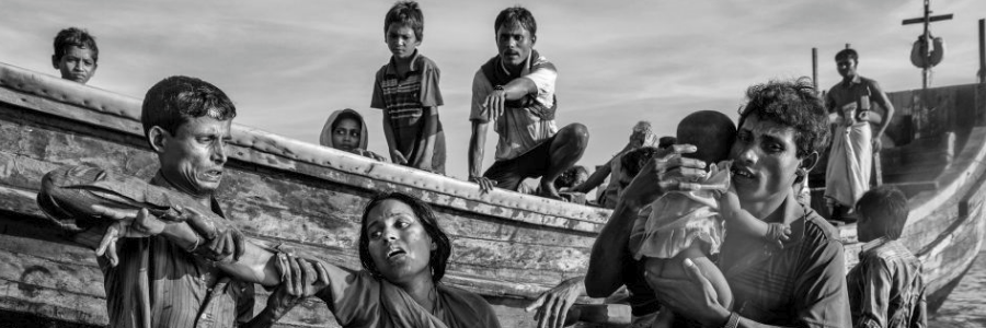 Rohingya refugees struggle to reach safety in Bangladesh