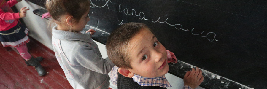 220,000 children threatened by mines and other explosive weapons in eastern Ukraine 220,000 children threatened by mines and other explosive weapons in eastern Ukraine
