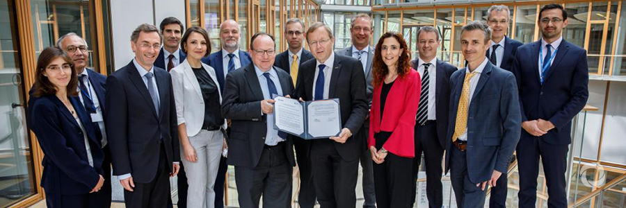 EIB and ESA to cooperate on increasing investments in the European Space Sector EIB and ESA to cooperate on increasing investments in the European Space Sector