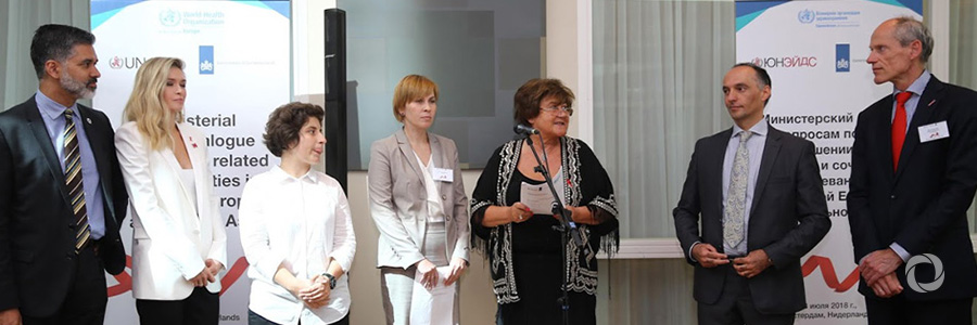 Health leaders from 10 countries in eastern Europe and central Asia reaffirm commitment to scale up the AIDS response Health leaders from 10 countries in eastern Europe and central Asia reaffirm commitment to scale up the AIDS response