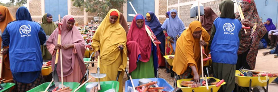 More than 13,000 internally displaced persons benefit from environmental clean-up campaign in Somalia More than 13,000 internally displaced persons benefit from environmental clean-up campaign in Somalia