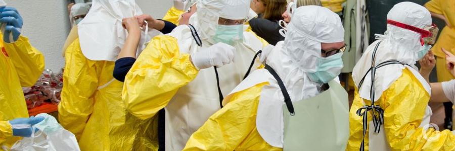 African Union begins deploying health workers to fight Ebola in the DRC