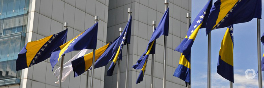 EIB and Raiffeisen support SMEs and young people in Bosnia and Herzegovina EIB and Raiffeisen support SMEs and young people in Bosnia and Herzegovina