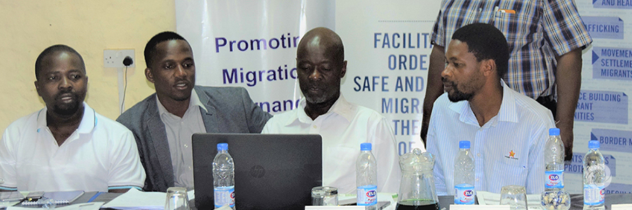 IOM supports development of Zimbabwe’s national migration policy IOM supports development of Zimbabwe’s national migration policy