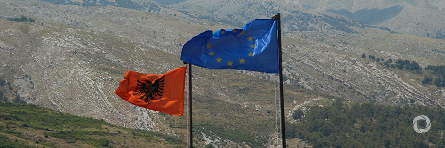 Putting people first: EU supports public administration reform in Albania Putting people first: EU supports public administration reform in Albania