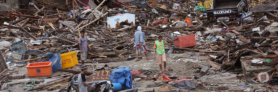 Survivors of Indonesian tsunami helped by Islamic Relief Survivors of Indonesian tsunami helped by Islamic Relief