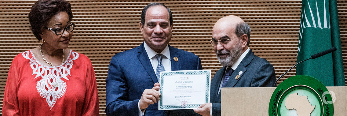 African Union honours FAO’s Director-General for contribution to Zero Hunger vision in Africa African Union honours FAO’s Director-General for contribution to Zero Hunger vision in Africa
