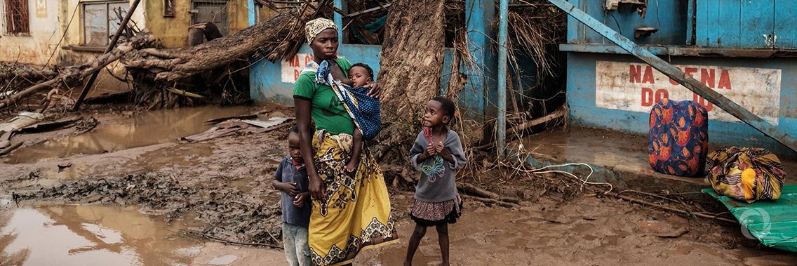 ‘Race against time’ to help women who bore brunt of Cyclone Idai ‘Race against time’ to help women who bore brunt of Cyclone Idai