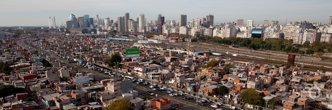 26,000 residents from poor neighborhoods of Greater Buenos Aires to access more services and infrastructures 26,000 residents from poor neighborhoods of Greater Buenos Aires to access more services and infrastructures