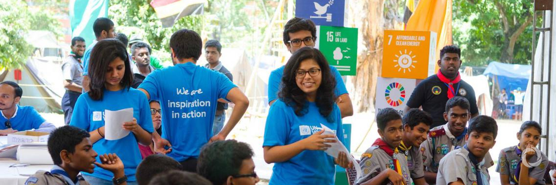 UN Volunteers improve the access of youth to education in Africa UN Volunteers improve the access of youth to education in Africa