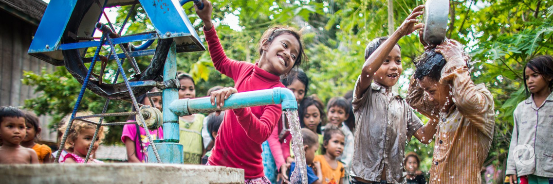 ADB, Cambodia sign deals to improve water supply, financial sector development ADB, Cambodia sign deals to improve water supply, financial sector development
