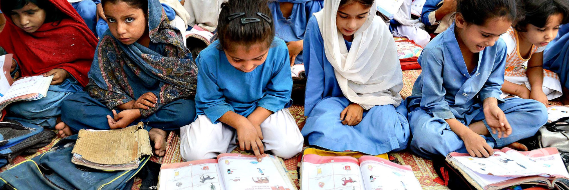 World Bank commits $300 million to support human capital and livelihoods in Pakistan World Bank commits $300 million to support human capital and livelihoods in Pakistan