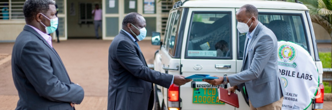 Combating corona with rapid diagnosis: KfW supports mobile laboratories in eastern Africa Combating corona with rapid diagnosis: KfW supports mobile laboratories in eastern Africa