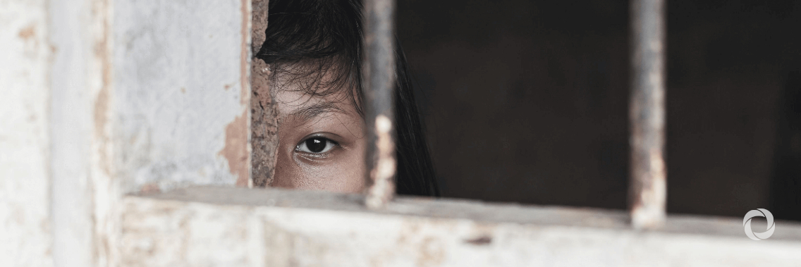 UNHCR warns of increased COVID-19-related trafficking risks for refugees, displaced and stateless