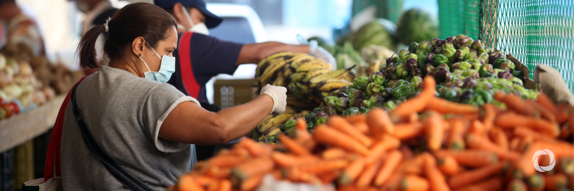 WTO report draws attention to impact of COVID-19 trade disruptions on women WTO report draws attention to impact of COVID-19 trade disruptions on women