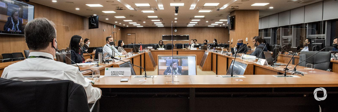 Green Climate Fund Board approves USD 1 billion for climate action, sets out strategic vision Green Climate Fund Board approves USD 1 billion for climate action, sets out strategic vision