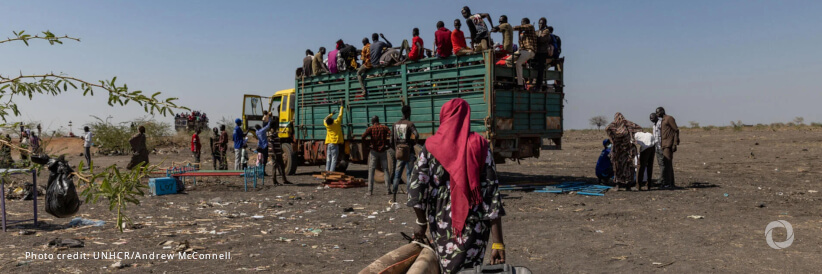 Danger, displacement and dwindling stocks: 4 weeks of crisis in Sudan Danger, displacement and dwindling stocks: 4 weeks of crisis in Sudan