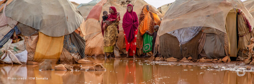 From drought to floods: climate extremes drive Somalia hunger crisis From drought to floods: climate extremes drive Somalia hunger crisis