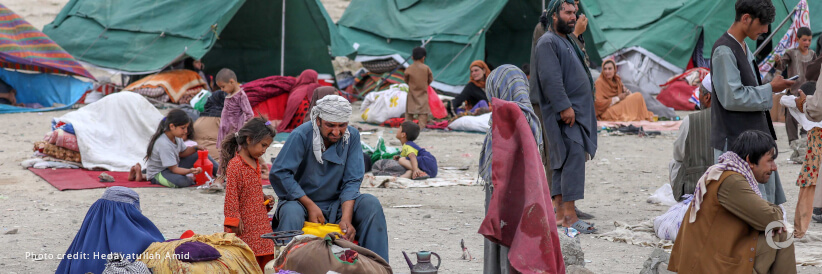 Almost 500,000 returning Afghans in desperate need of food, shelter and employment to survive winter, warn aid agencies Almost 500,000 returning Afghans in desperate need of food, shelter and employment to survive winter, warn aid agencies