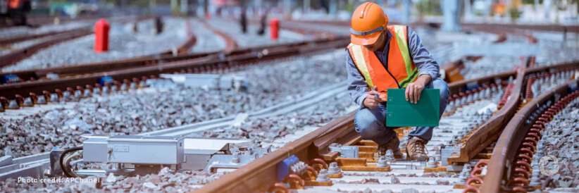 EIB backs €3.2 billion for clean energy, transport and business investment EIB backs €3.2 billion for clean energy, transport and business investment