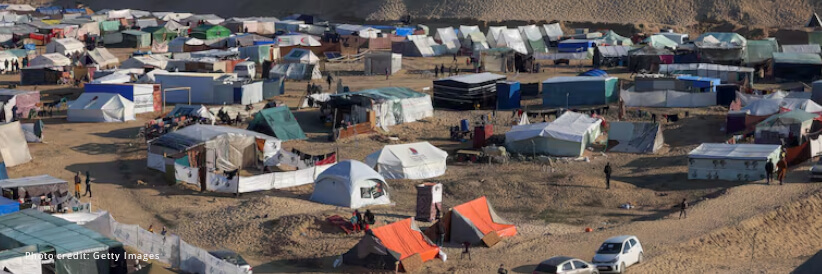Gaza war grinds on as forcibly displaced run out of space to shelter Gaza war grinds on as forcibly displaced run out of space to shelter