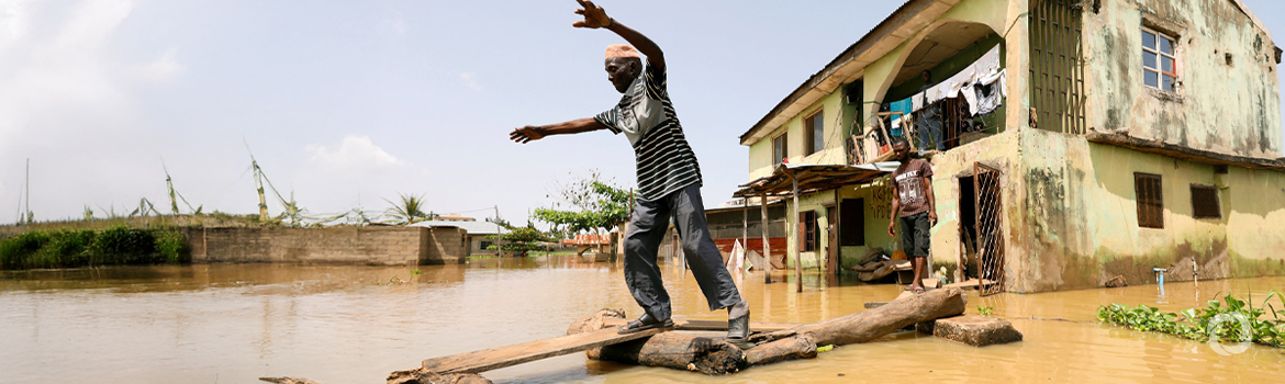 Flash floods displace thousands in Nigeria