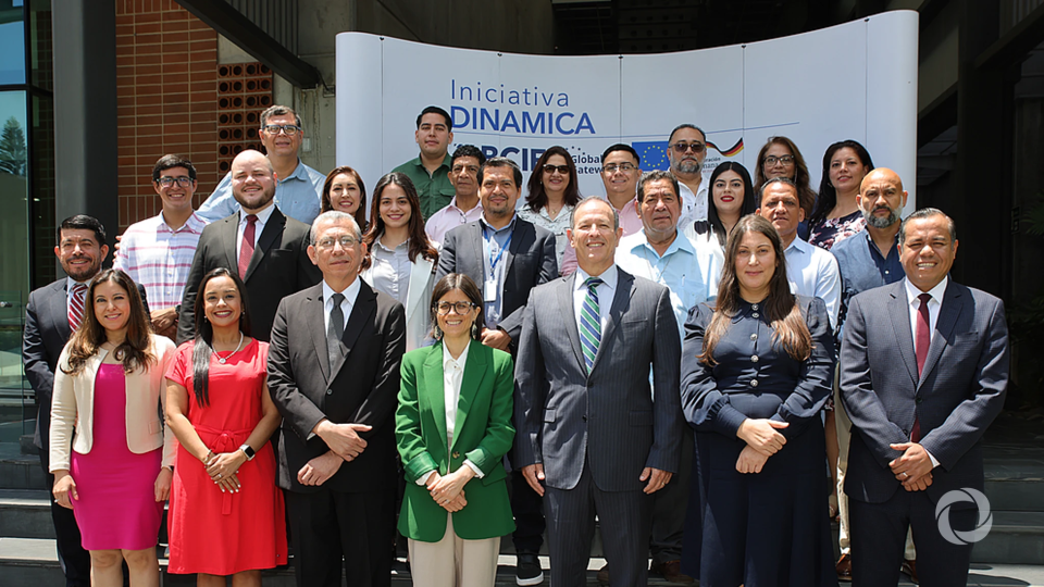Ten Salvador businesses get development boost