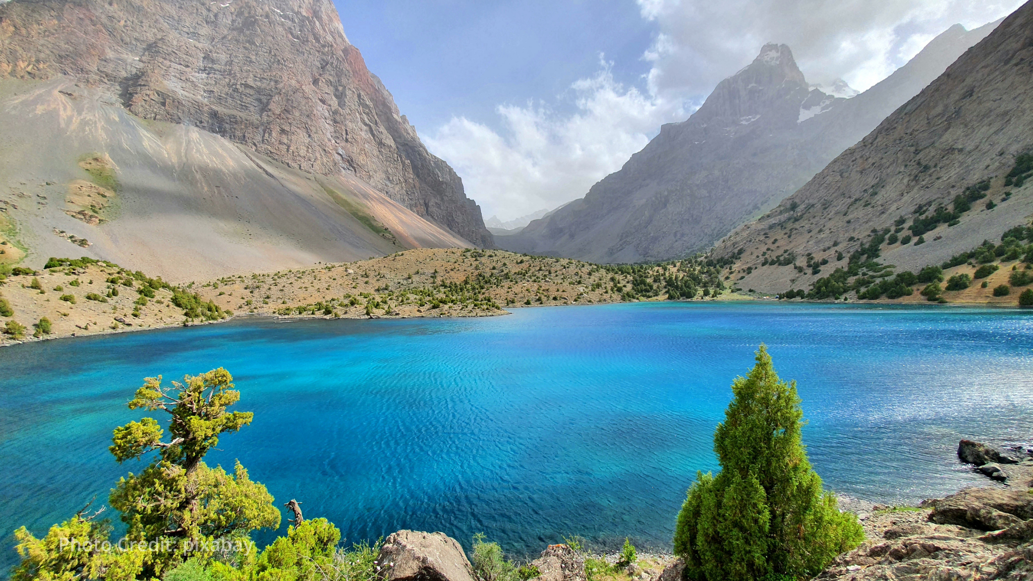 Tajikistan's vanishing glaciers threaten water and power supply