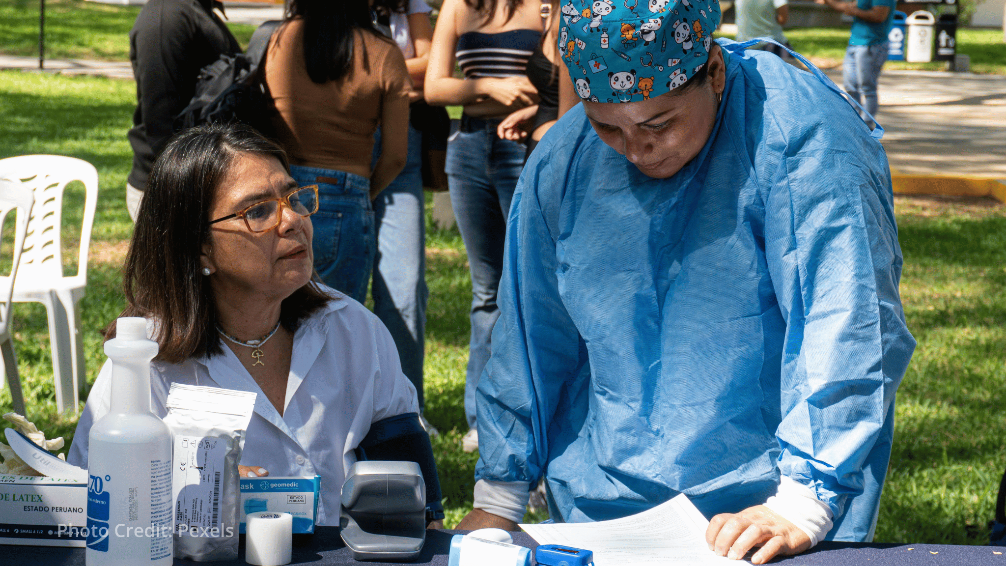 Violence against health workers persists across the Americas, PAHO warns
