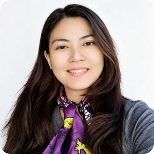 Tina Agustari, Strategic Communications, Education, Global Health and International Development Consultant