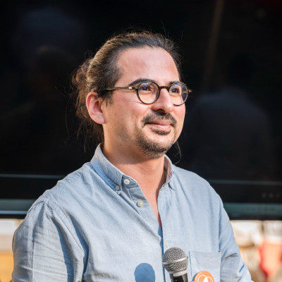 Daniel AntonioVan Laerhoven