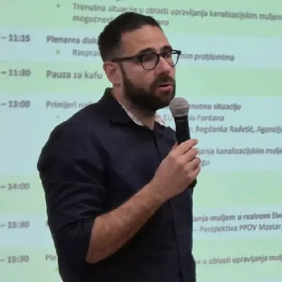 Denis F.