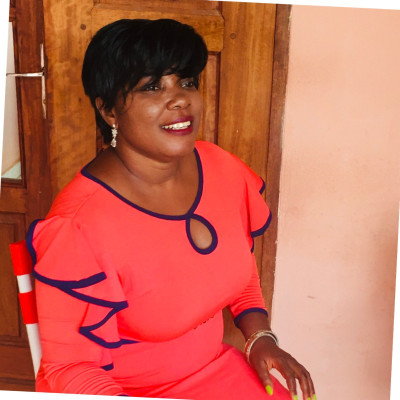 Elvira Nyanga