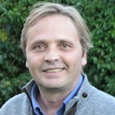 Fernando R.