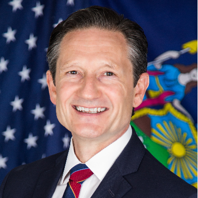 Herbert W. from USA, 42 years of experience in Education, Training ...