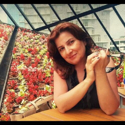 Lia T. avatar