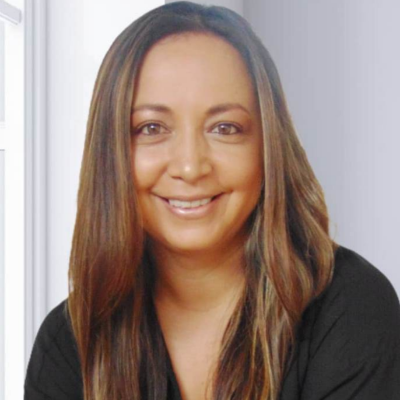 Maria Isabel C.