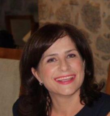Mirela J.