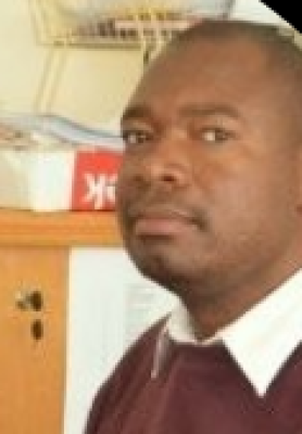 Renias Mundingi