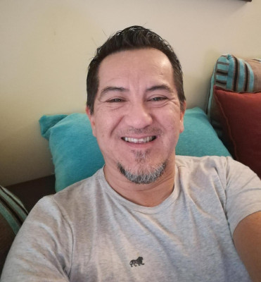Ruben R.